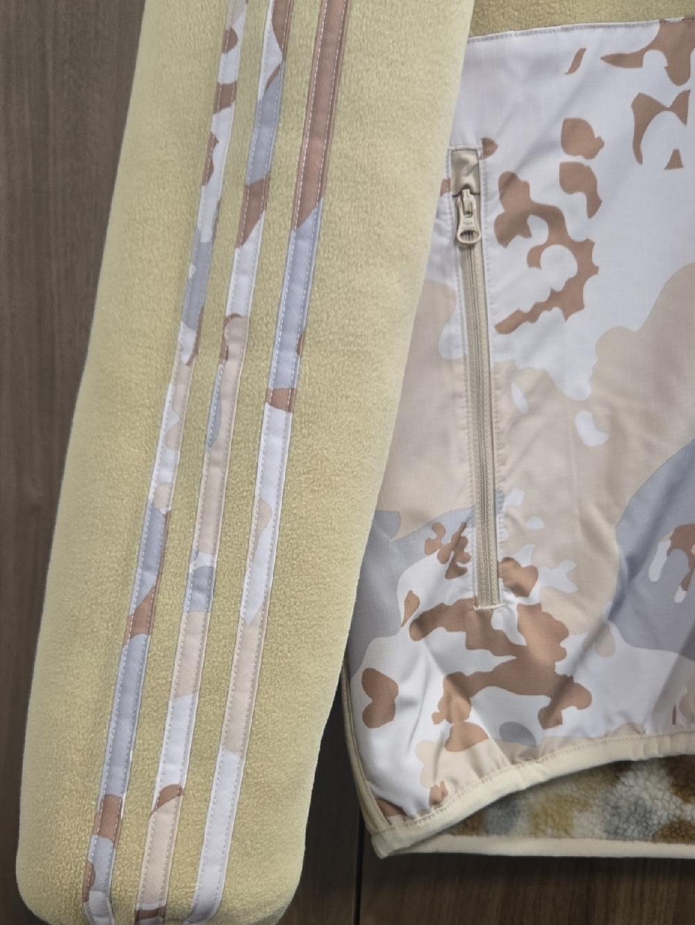 Adidas Originals Graphics Camo Oversized Reversible Fleece Jacket-Size Large - Picture 14 of 16